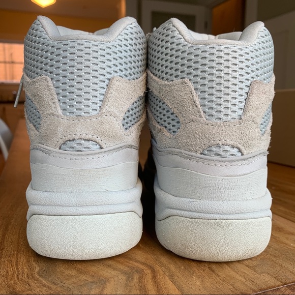 Yeezy Desert Boots - Salt - Picture 2 of 14